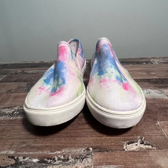 NWOT Steve Madden Tye Dye Women Slip on Sneaker Size 5 - Picture 4 of 5